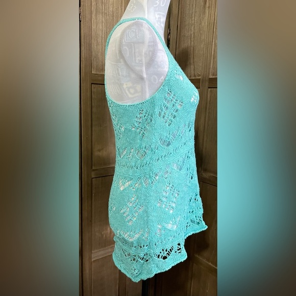NWT Maurices Women’s Crocheted Razorback Tank. - Picture 5 of 6